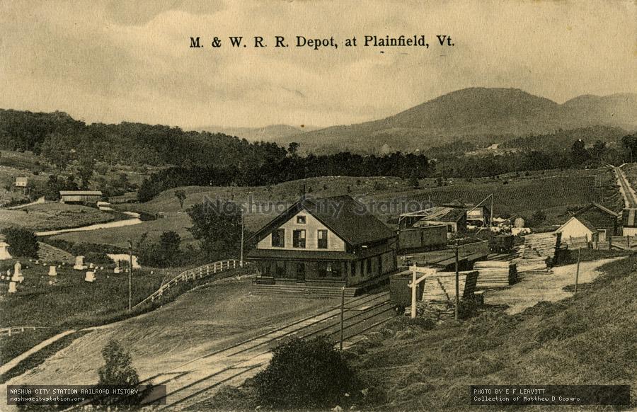 Postcard: Montpelier & Wells River Railroad Depot, at Plainfield, Vermont